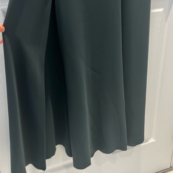 Formal forest green dress with slit and open back - Picture 2 of 5